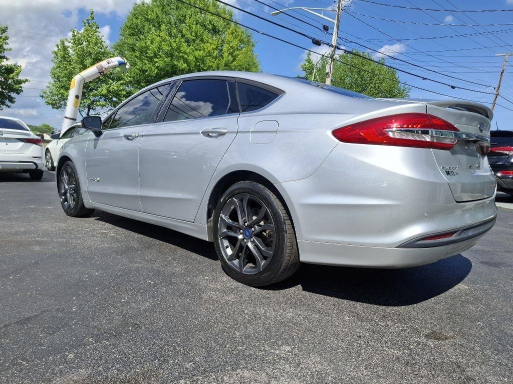 Ford Fusion Hybrid SE 2018