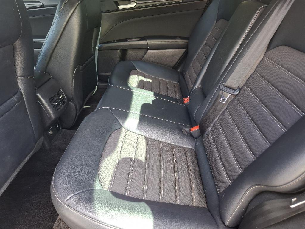 Ford Fusion Hybrid SE 2018