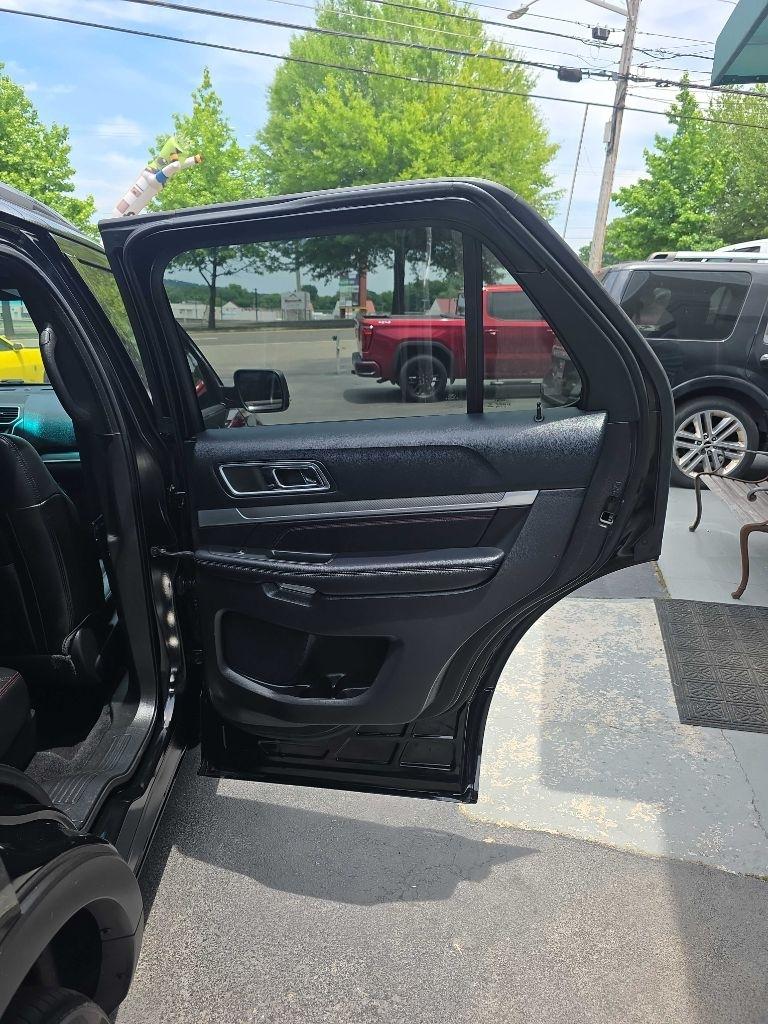 Ford Explorer Sport 4WD 2016
