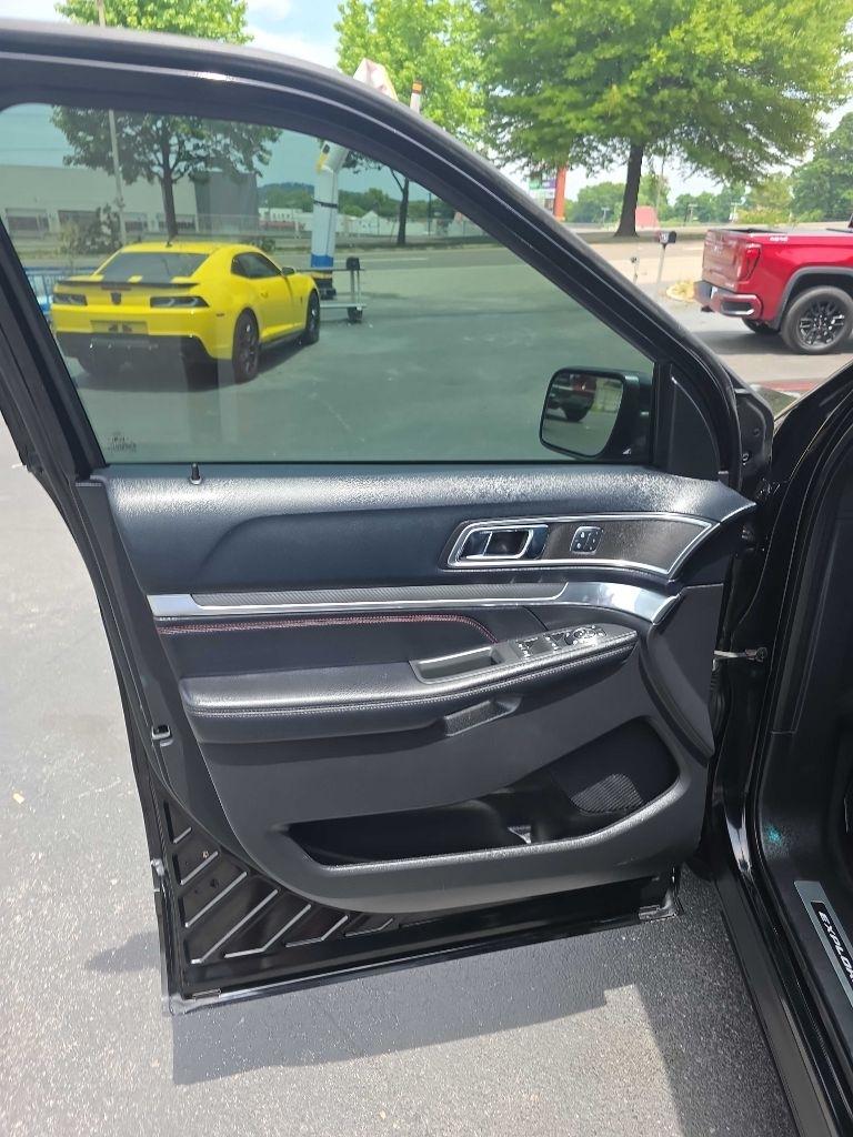Ford Explorer Sport 4WD 2016