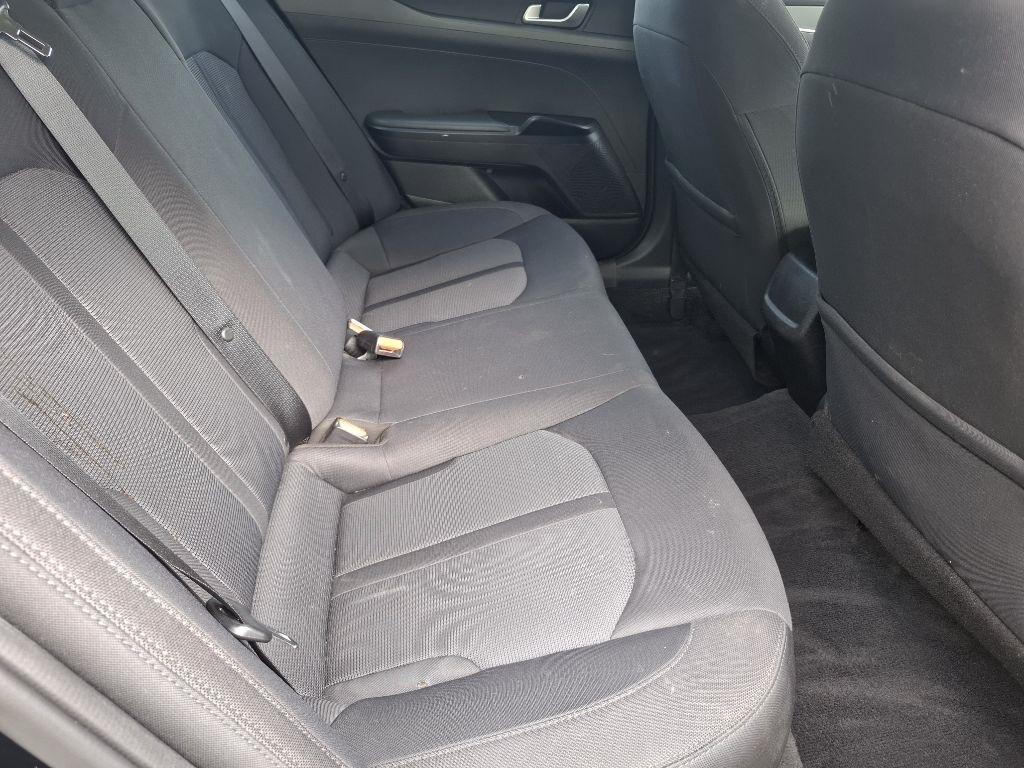 Kia K5 LX 2021