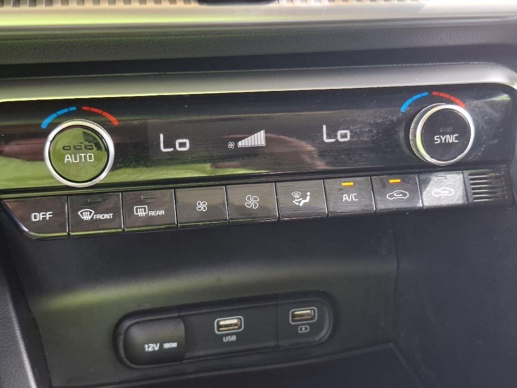 Kia K5 LX 2021