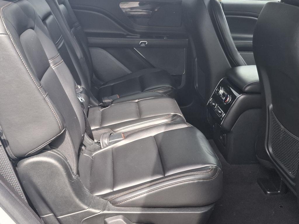Lincoln Aviator Base 2022