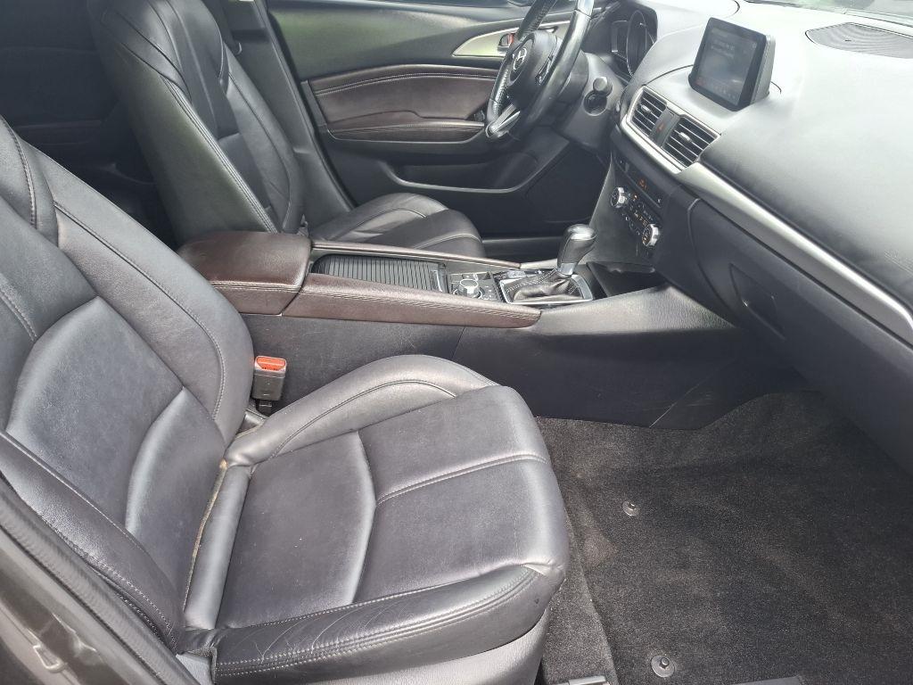 Mazda MAZDA3 s Touring AT 4-Door 2018