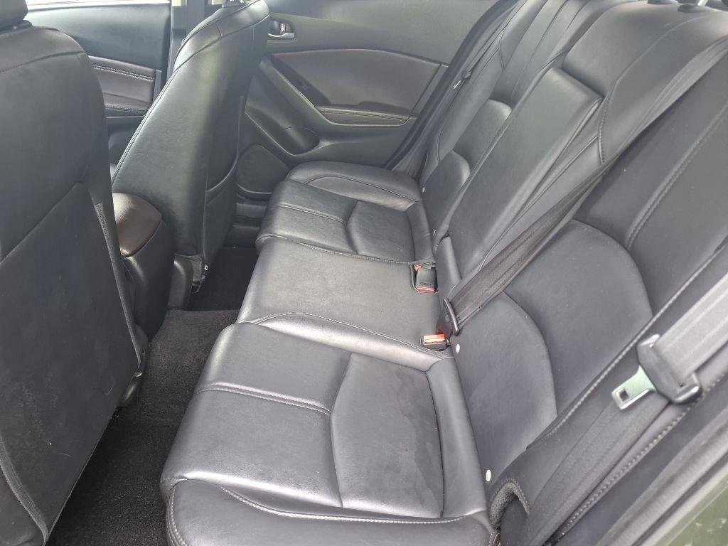 Mazda MAZDA3 s Touring AT 4-Door 2018