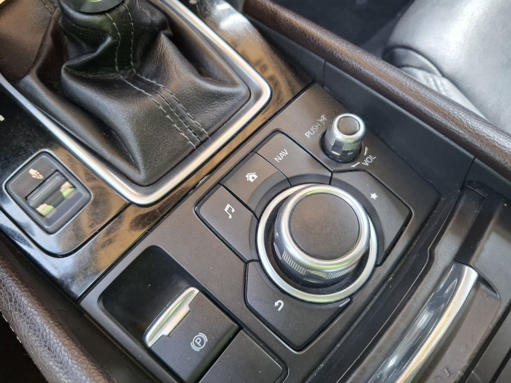 Mazda MAZDA3 s Touring AT 4-Door 2018