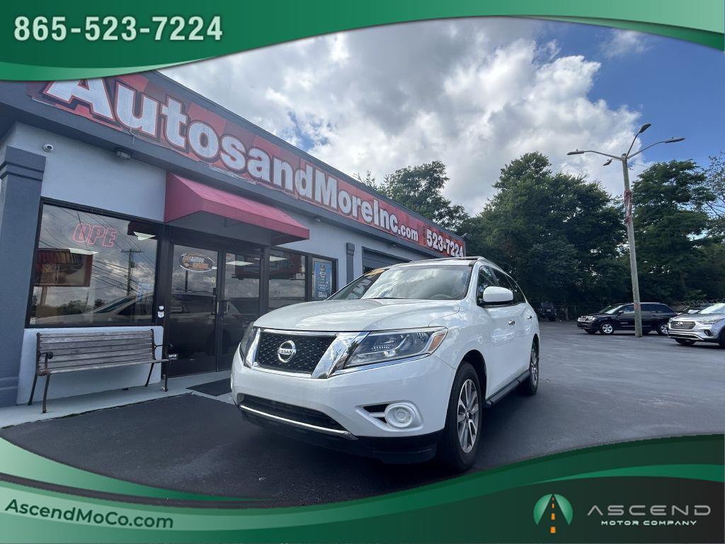 Nissan Pathfinder SV 4WD 2013