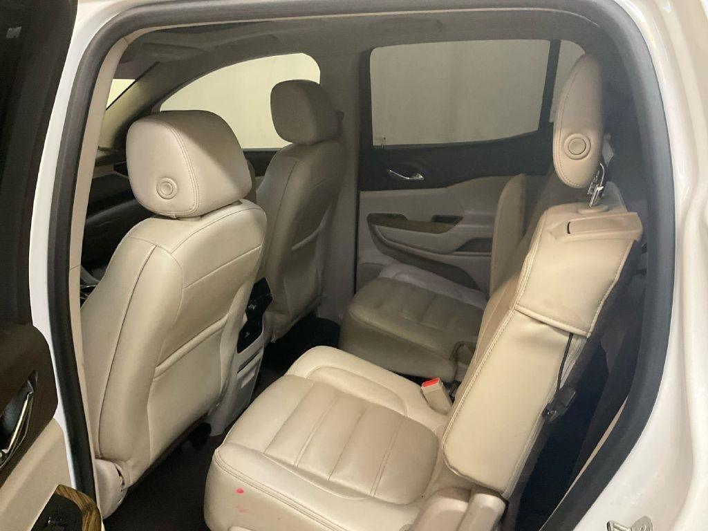 GMC Acadia Denali AWD 2017