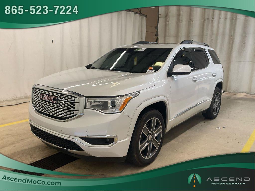 GMC Acadia Denali AWD 2017
