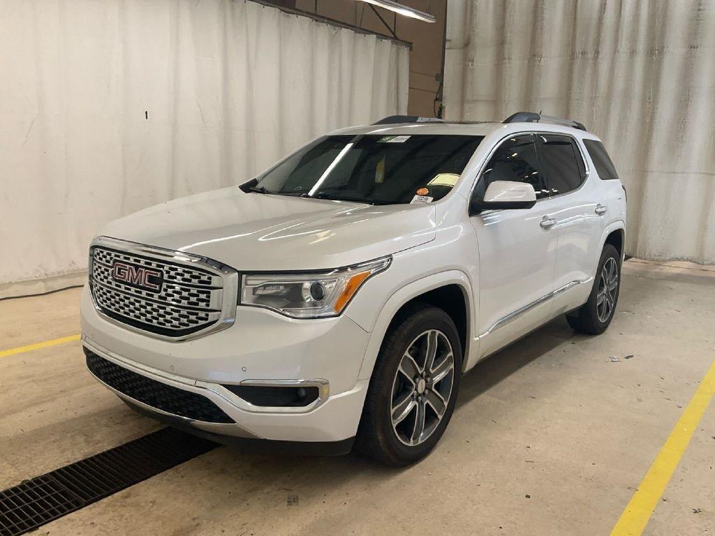 GMC Acadia Denali AWD 2017