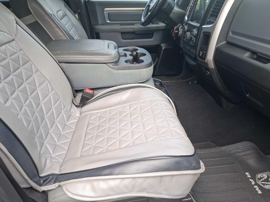 RAM 1500 Classic Tradesman Crew Cab SWB 4WD 2019