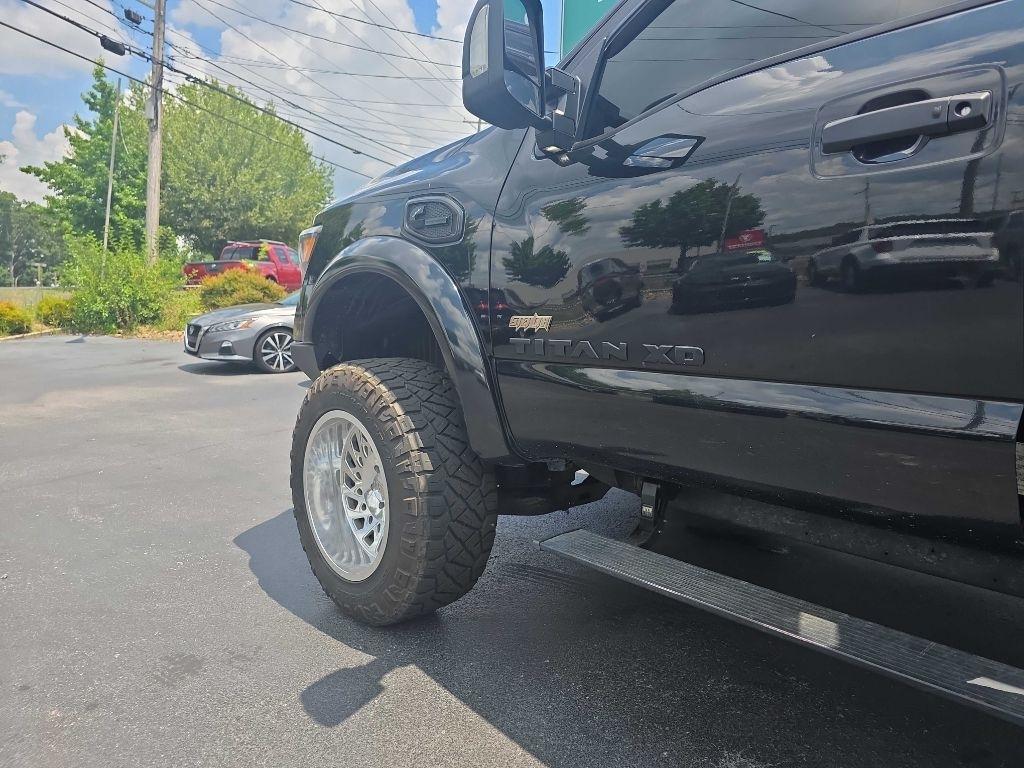 Nissan Titan XD Platinum Reserve Crew Cab 4WD Diesel 2019
