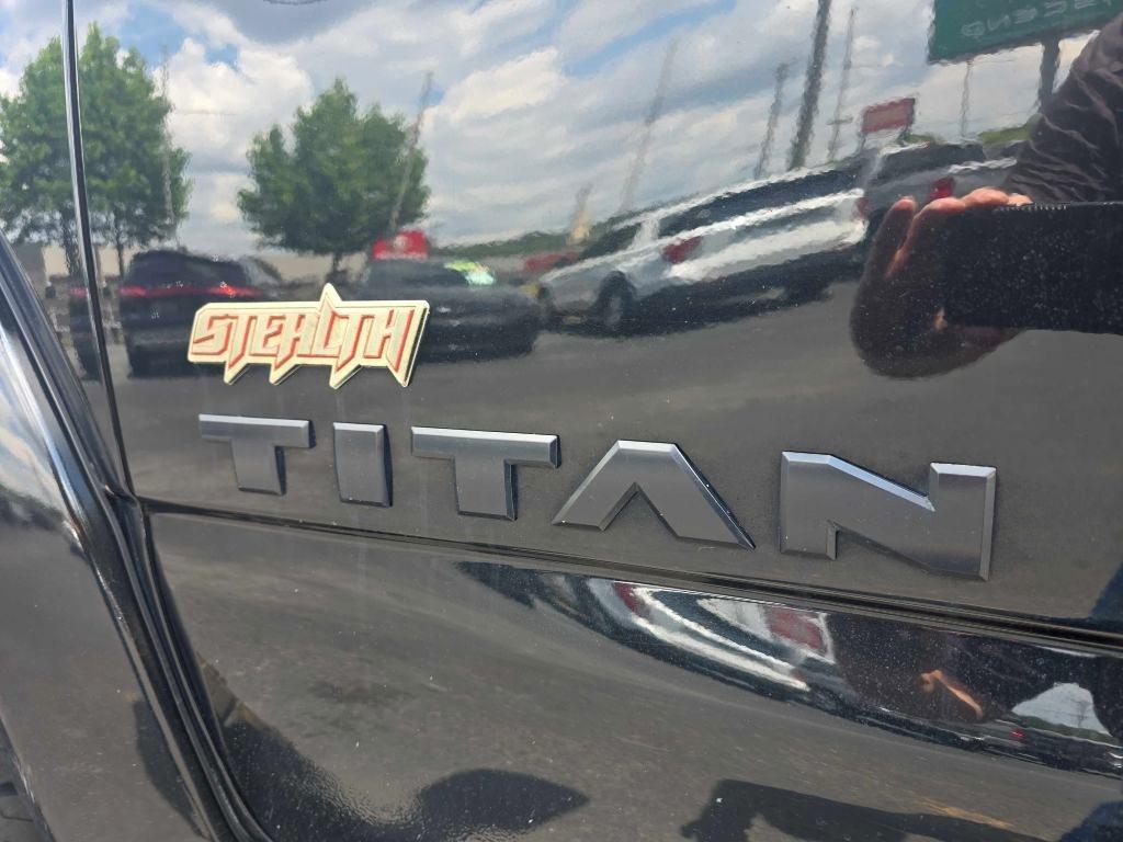 Nissan Titan XD Platinum Reserve Crew Cab 4WD Diesel 2019