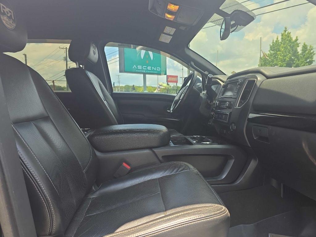 Nissan Titan XD Platinum Reserve Crew Cab 4WD Diesel 2019