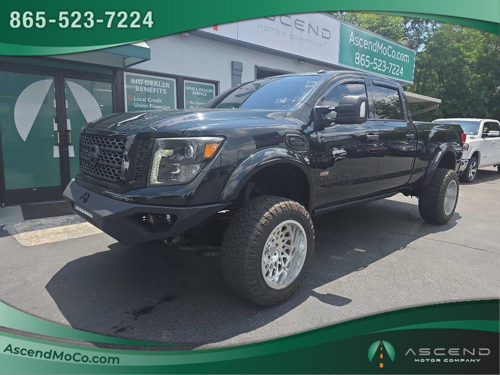 2019 Nissan Titan XD Platinum Reserve Crew Cab 4WD Diesel
