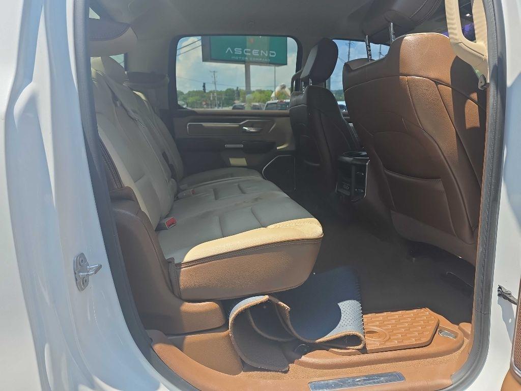 RAM 1500 Laramie Crew Cab SWB 4WD 2019
