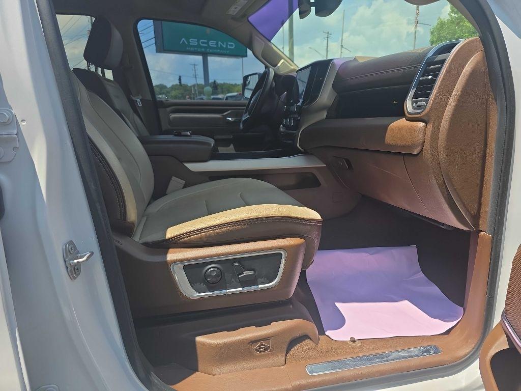 RAM 1500 Laramie Crew Cab SWB 4WD 2019