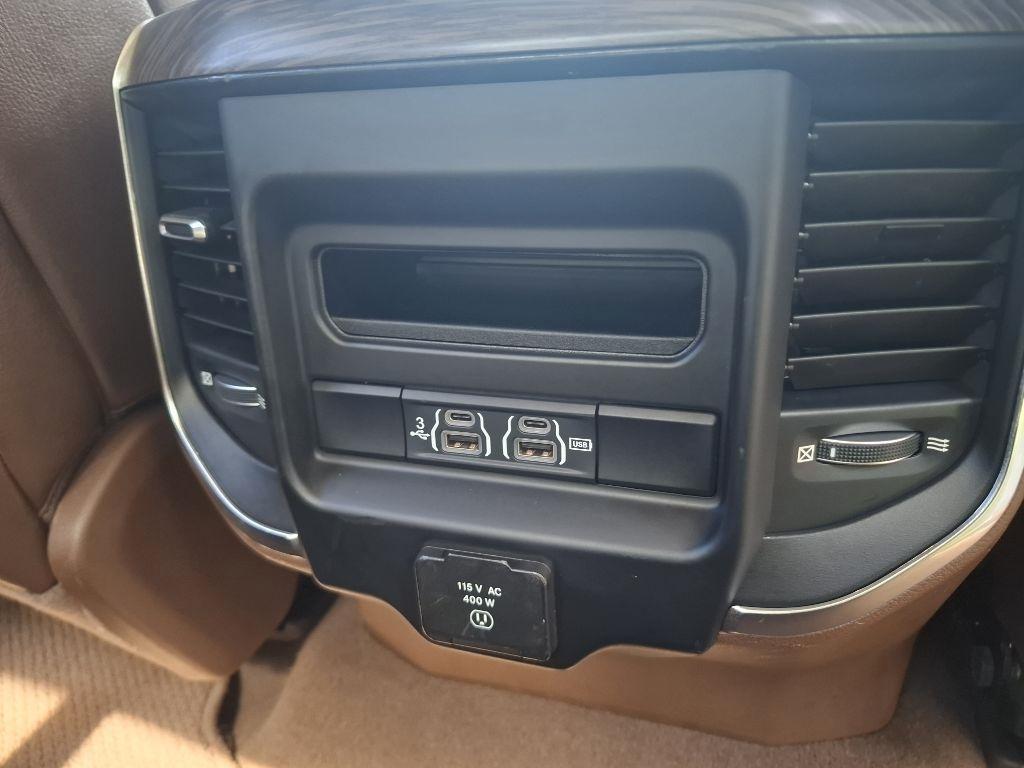 RAM 1500 Laramie Crew Cab SWB 4WD 2019