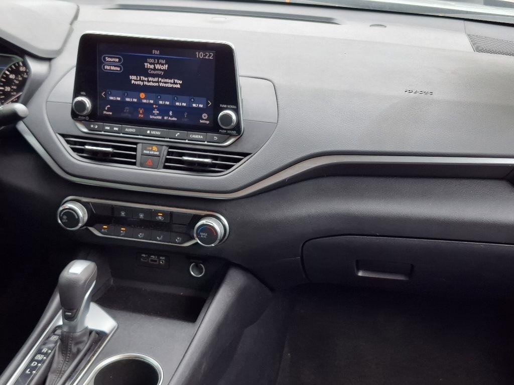 Nissan Altima 2.5 SV 2022