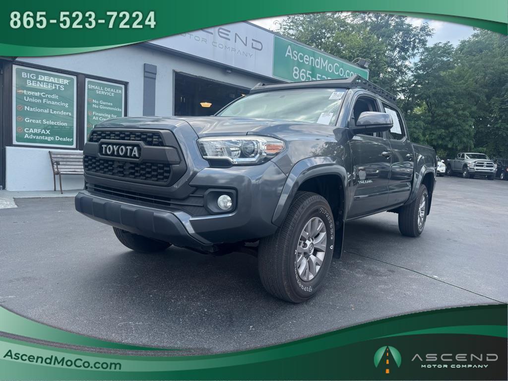 Toyota Tacoma SR5 Double Cab 5' Bed V6 4x4 AT (Natl) 2017