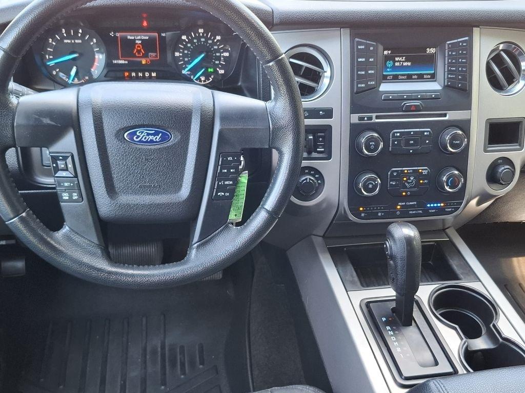 Ford Expedition XLT 4WD 2017