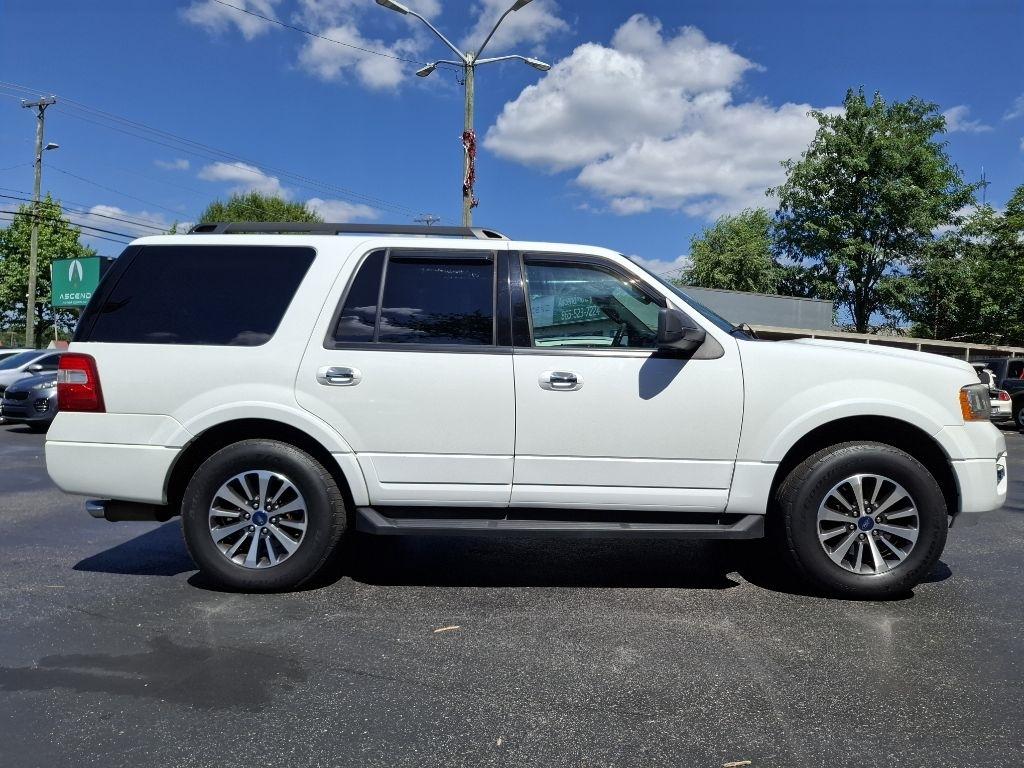 Ford Expedition XLT 4WD 2017