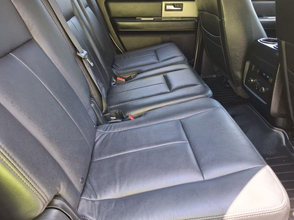 Ford Expedition XLT 4WD 2017