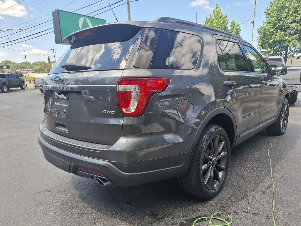 Ford Explorer XLT 4WD 2019