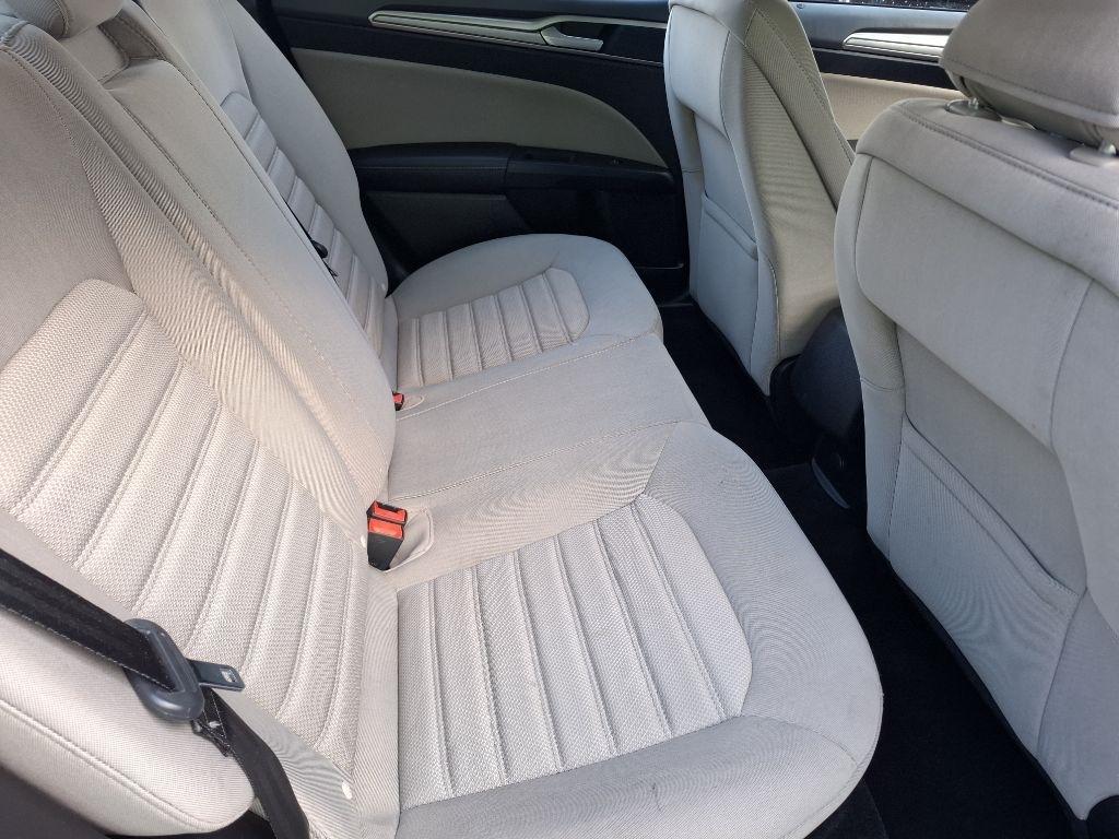 Ford Fusion Hybrid S 2018