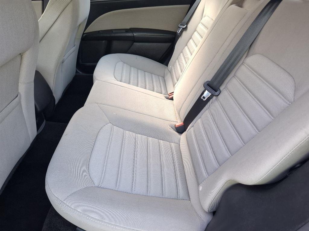Ford Fusion Hybrid S 2018