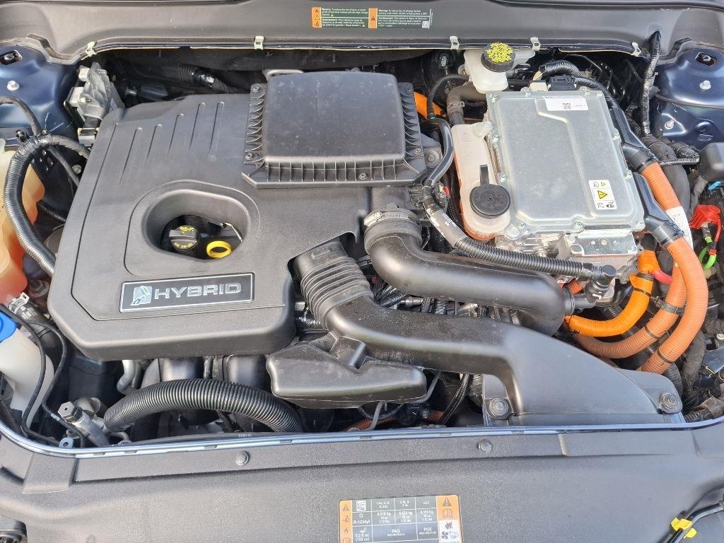 Ford Fusion Hybrid S 2018