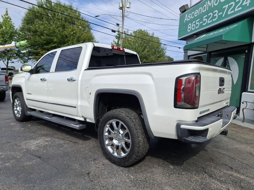 GMC Sierra 1500 Denali Crew Cab Long Box 4WD 2017