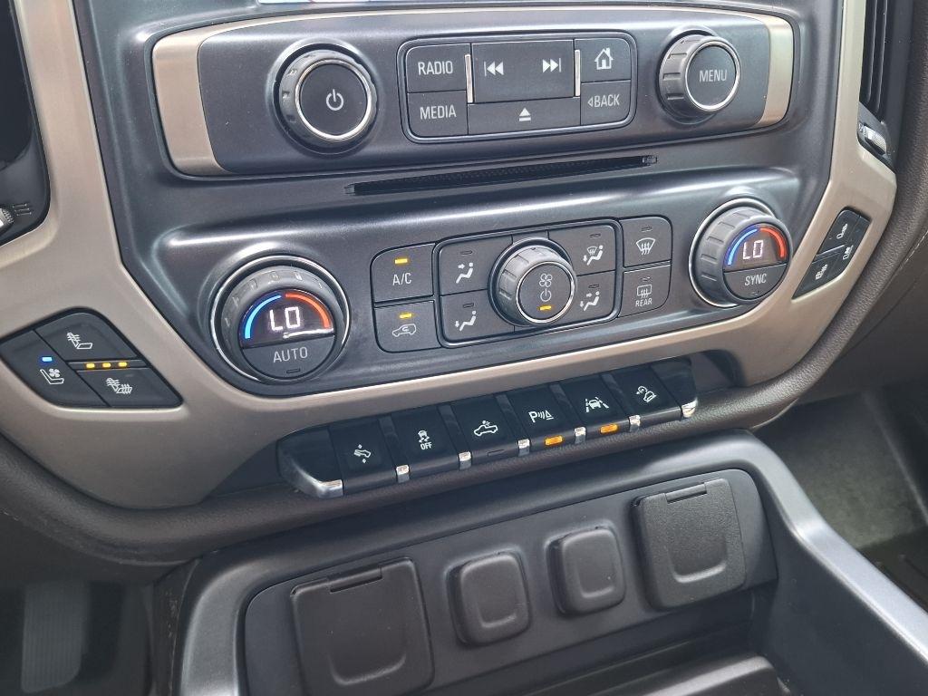 GMC Sierra 1500 Denali Crew Cab Long Box 4WD 2017