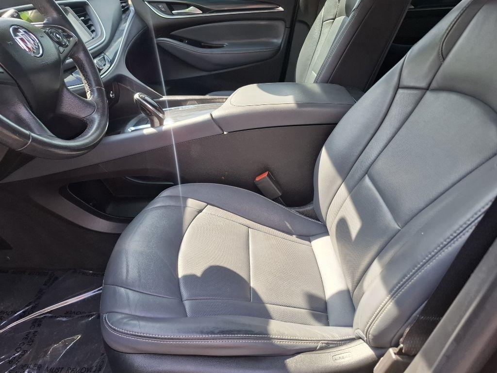 Buick Enclave Essence AWD 2020