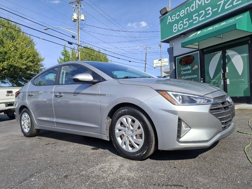 Hyundai Elantra SE 6M 2020