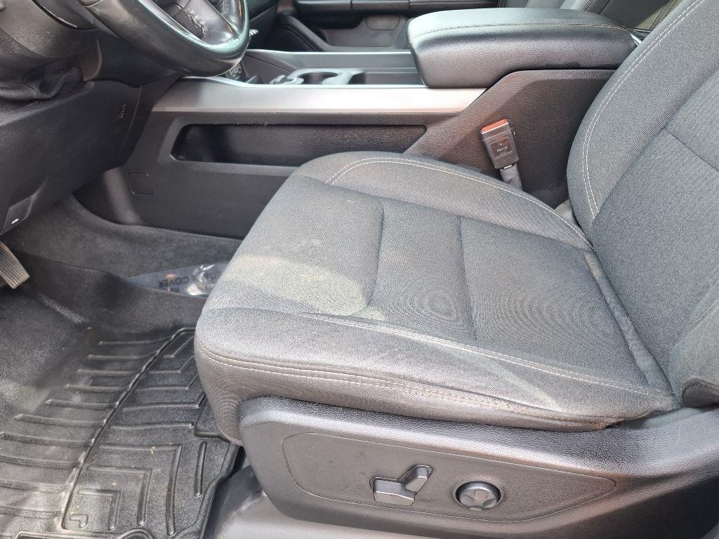 RAM 1500 Big Horn Quad Cab 4WD 2021