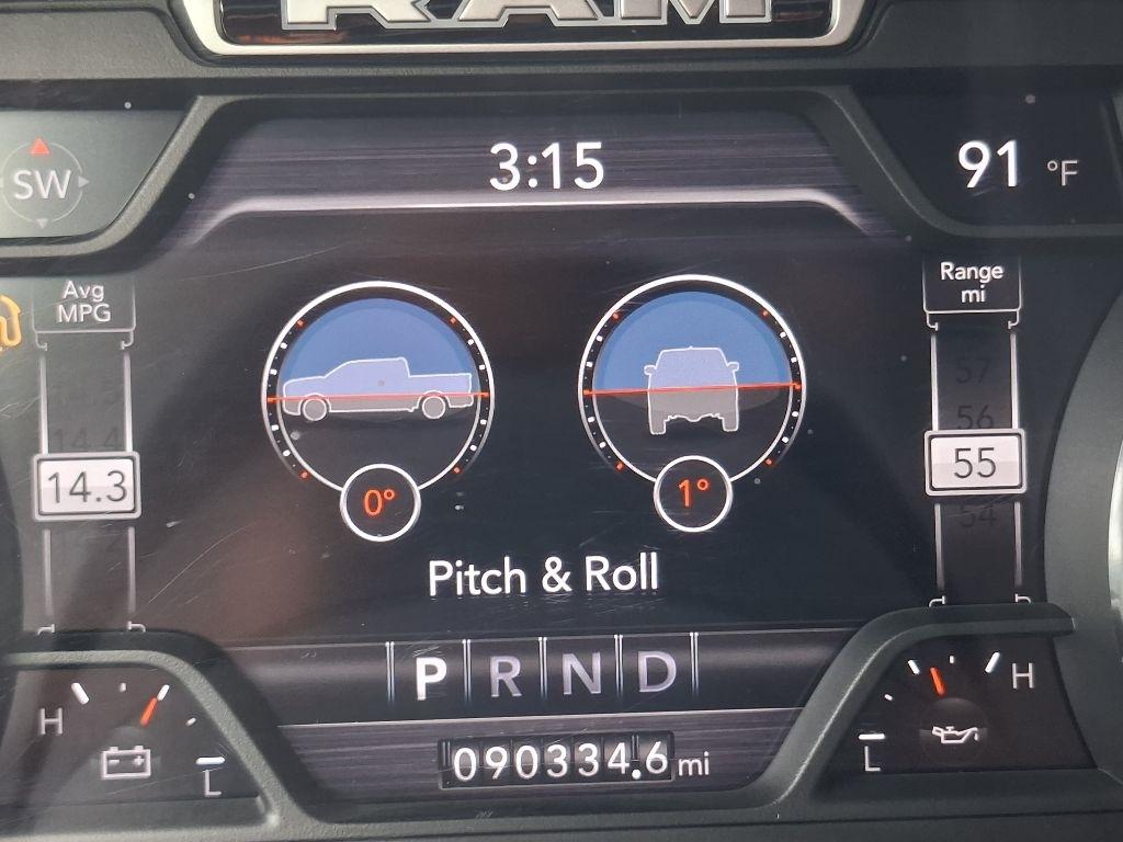RAM 1500 Big Horn Quad Cab 4WD 2021