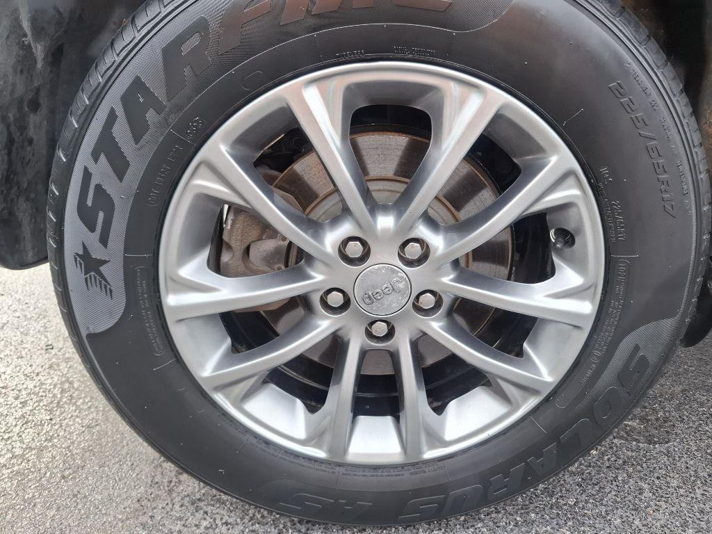 Jeep Cherokee Latitude Plus 4WD 2019