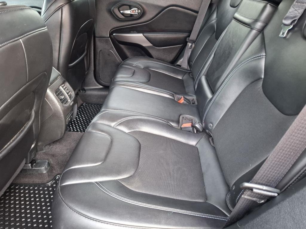 Jeep Cherokee Latitude Plus 4WD 2019