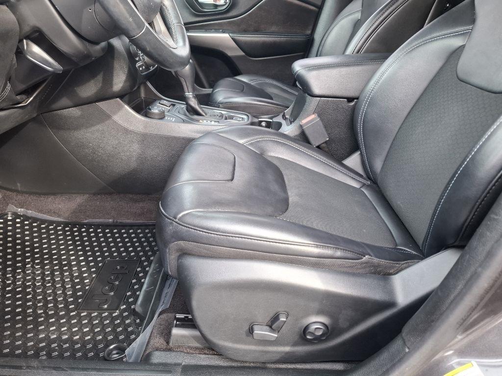 Jeep Cherokee Latitude Plus 4WD 2019