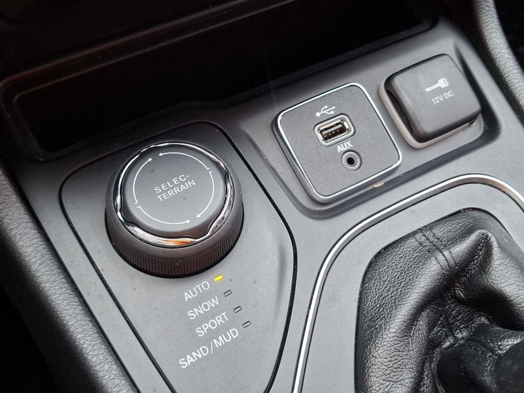 Jeep Cherokee Latitude Plus 4WD 2019