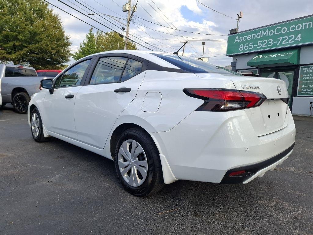 Nissan Versa S CVT 2025