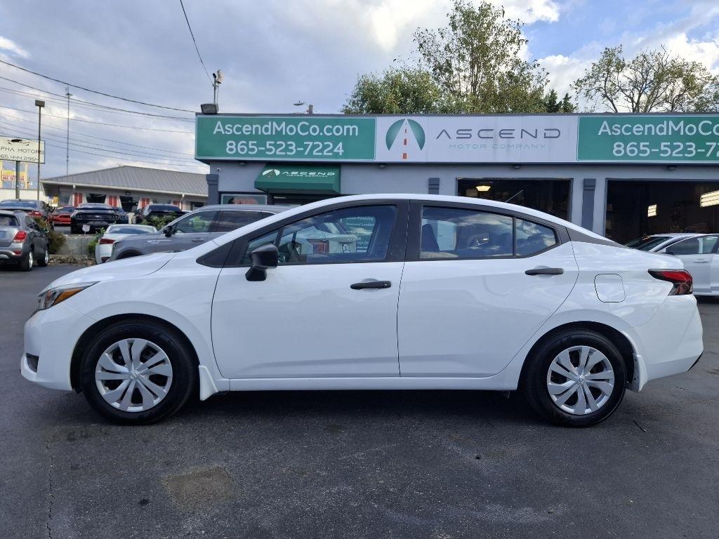Nissan Versa S CVT 2025