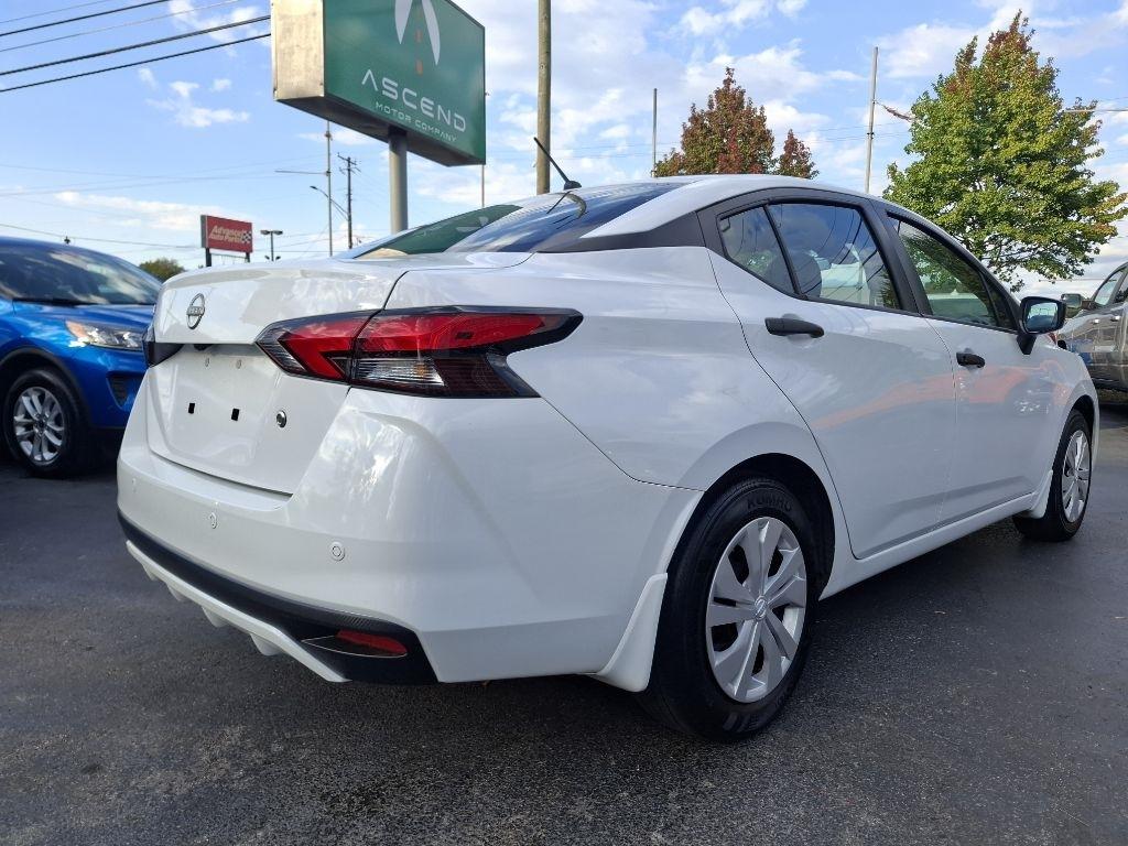 Nissan Versa S CVT 2025