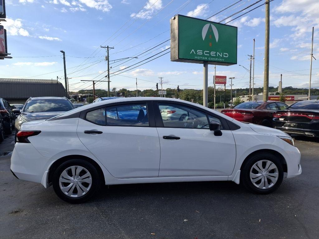 Nissan Versa S CVT 2025