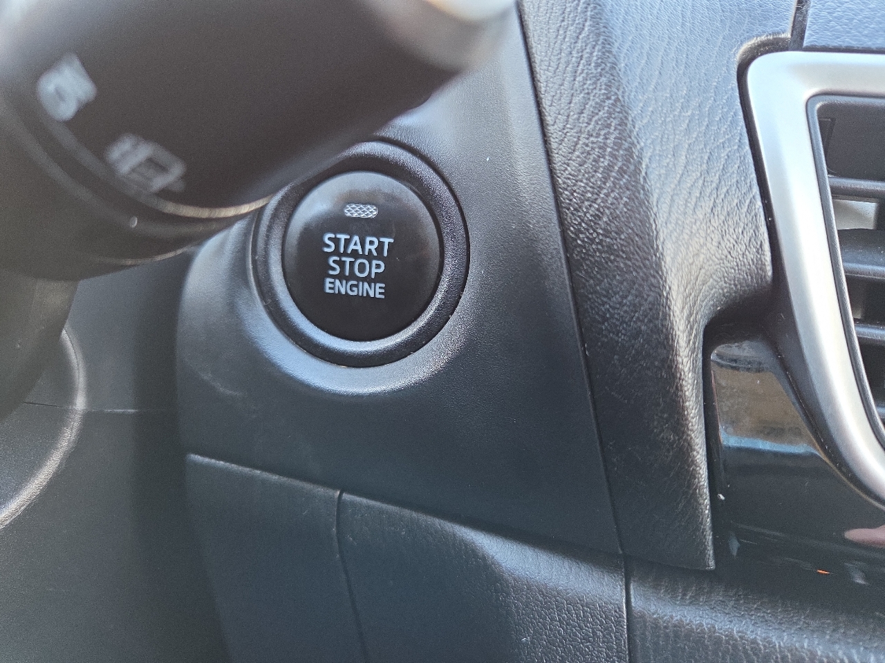 Mazda MAZDA3 i Grand Touring AT 5-Door 2014