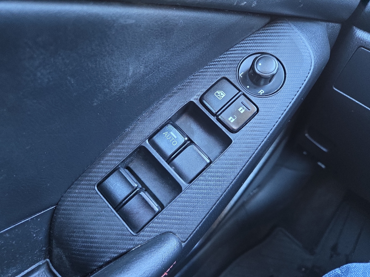 Mazda MAZDA3 i Grand Touring AT 5-Door 2014