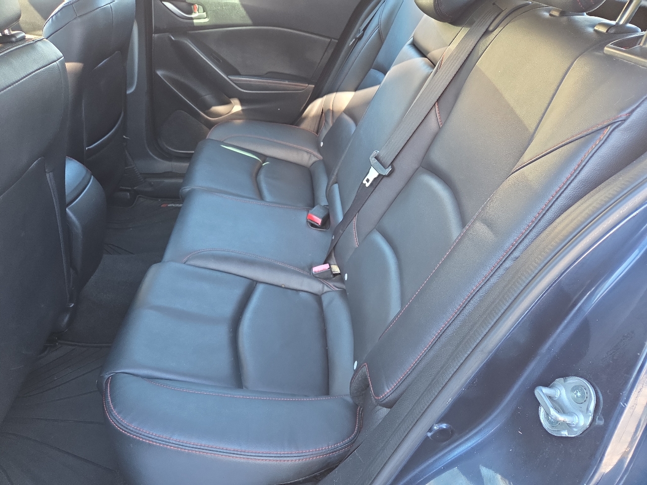 Mazda MAZDA3 i Grand Touring AT 5-Door 2014