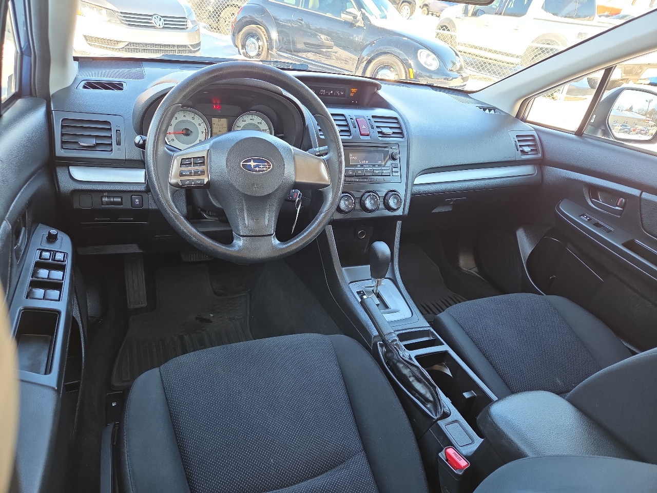 Subaru Impreza Base 5-Door 2014