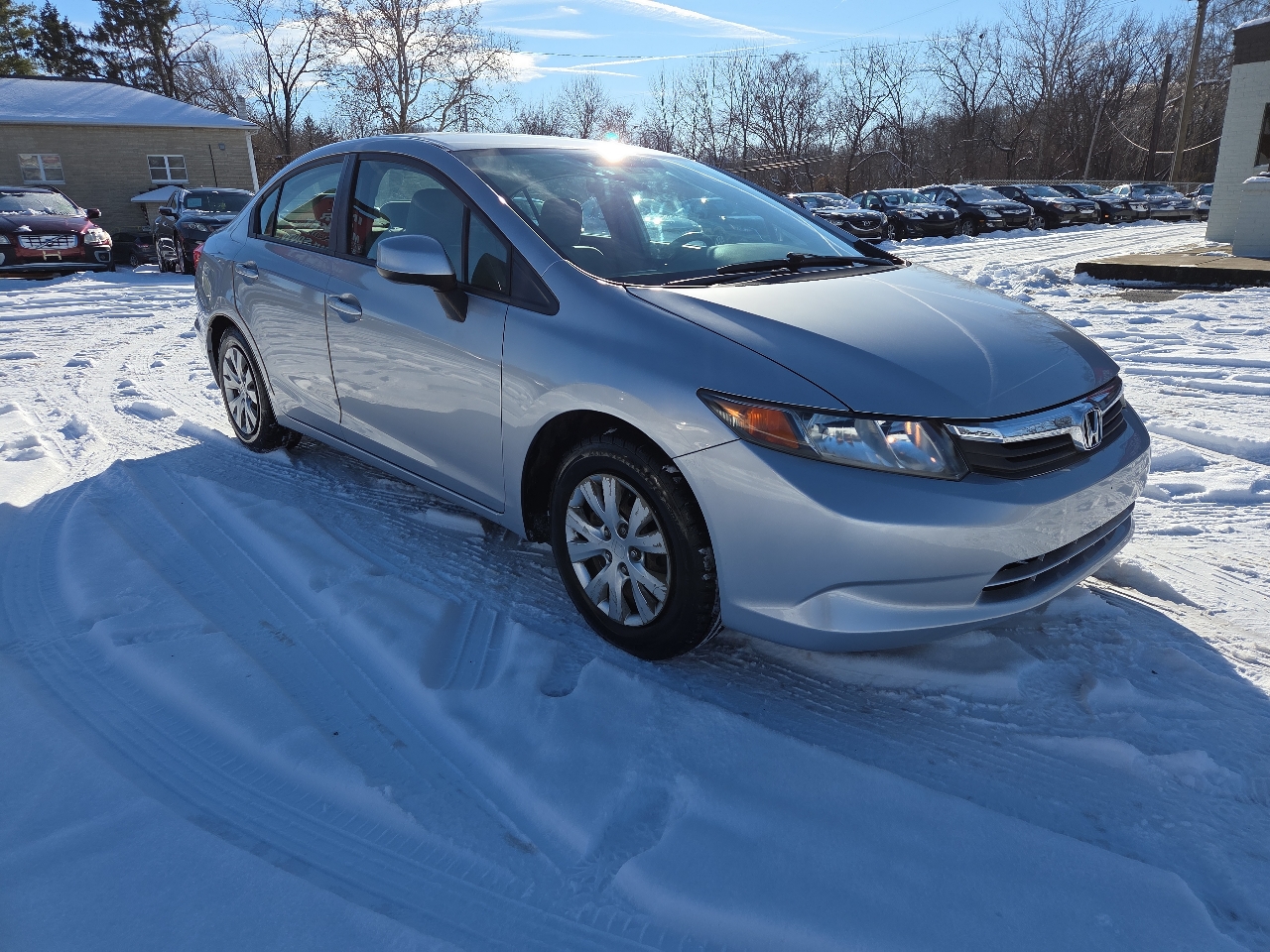 Honda Civic LX Sedan 5-Speed AT 2012